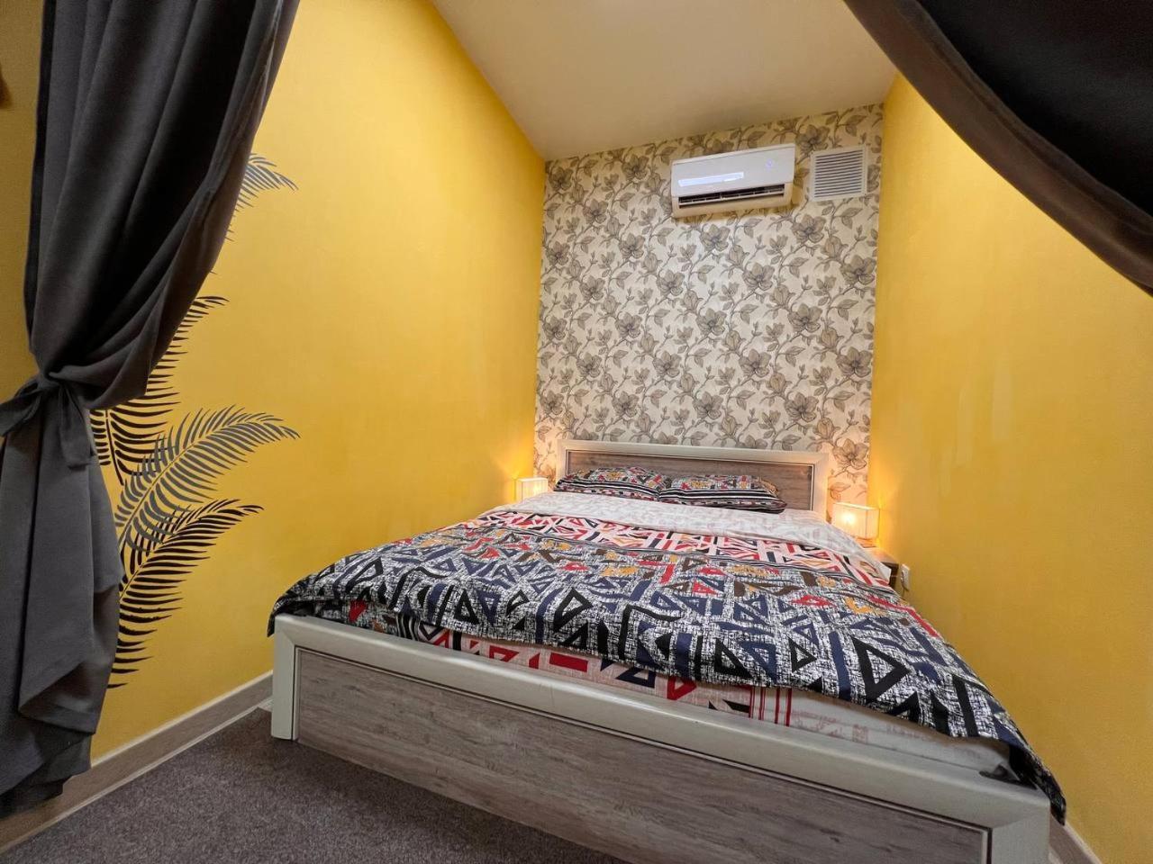 Auberge de jeunesse Рой à Almaty Extérieur photo